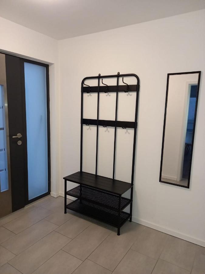 Neubau Appartement Mit Terasse, Privater Eingang,Parkplatz,Kueche Fürth Buitenkant foto