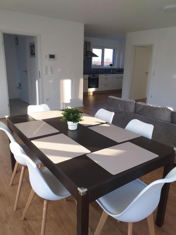 Neubau Appartement Mit Terasse, Privater Eingang,Parkplatz,Kueche Fürth Buitenkant foto